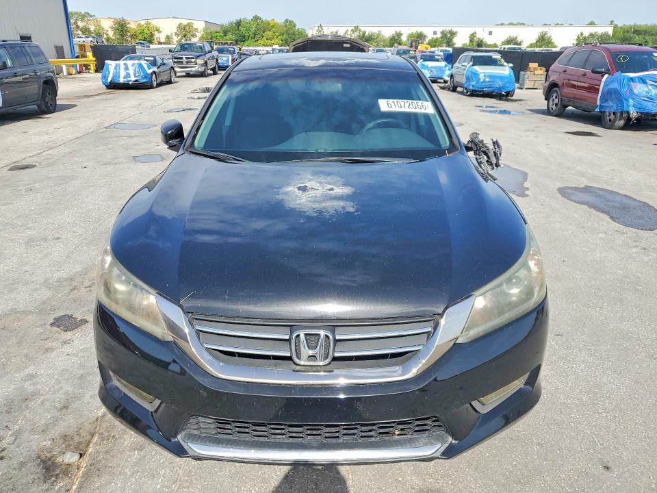 Продажа на аукционе авто 2013 Honda Accord, vin: 1HGCR2F74DA137432, номер лота: 61072066