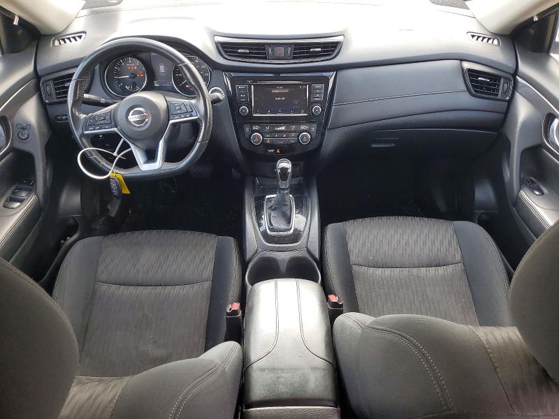 61574656 :رقم المزاد ، 5N1AT2MT1JC821258 vin ، 2018 Nissan Rogue مزاد بيع