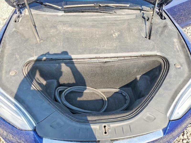 62877026 :رقم المزاد ، 5YJSA1E26LF415416 vin ، 2020 Tesla Model S مزاد بيع