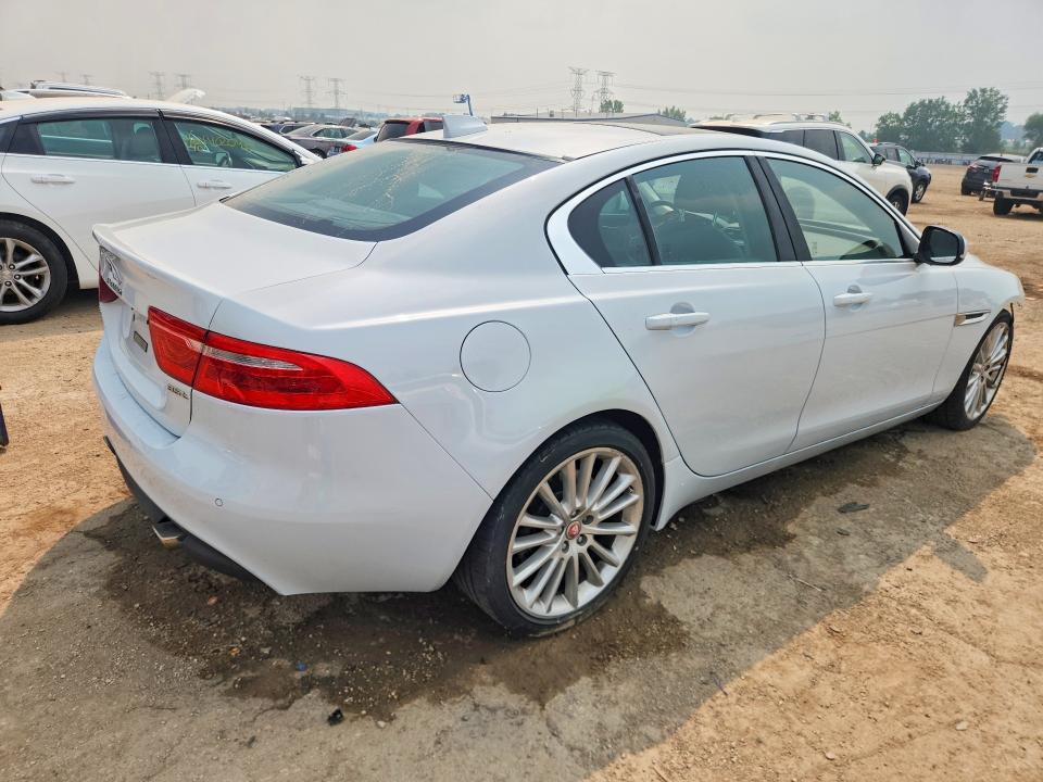 Aukcja sprzedaży 2017 Jaguar Xe, vin: SAJAH4BV5HA946633, numer aukcji: 61530316