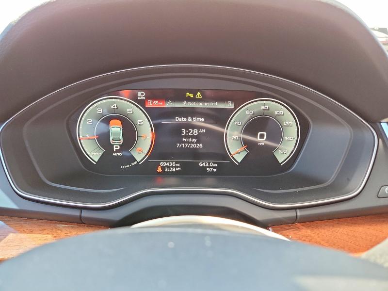 60030576 :رقم المزاد ، WA1EAAFY9N2137353 vin ، 2022 Audi Q5 مزاد بيع