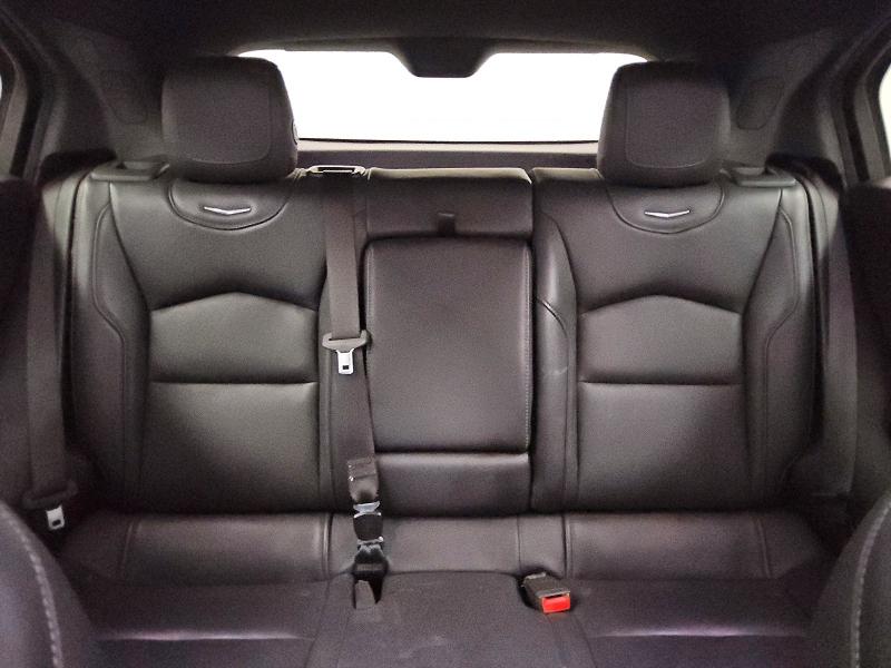59216546 :رقم المزاد ، 1GYFZCR40KF146383 vin ، 2019 Cadillac Xt4 مزاد بيع