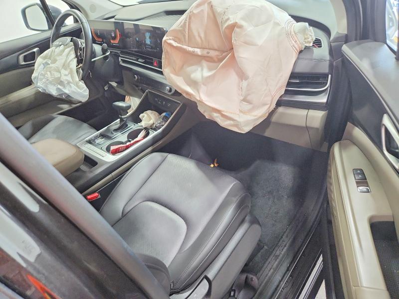 Продаж на аукціоні авто 2026 Kia Carnival, vin: KNDNB5K3XT6593033, номер лоту: 61686066