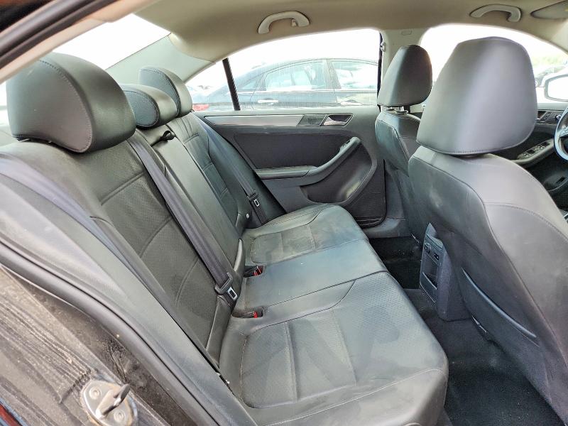 61371676 :رقم المزاد ، 3VW3L7AJ0DM408857 vin ، 2013 Volkswagen Jetta مزاد بيع