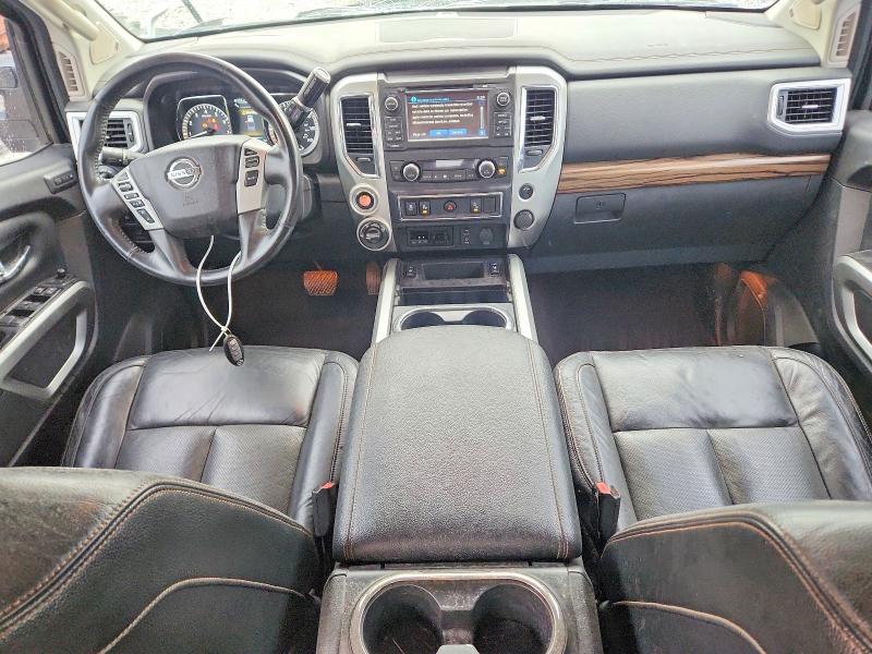 60753616 :رقم المزاد ، 1N6AA1E54HN525151 vin ، 2017 Nissan Titan مزاد بيع