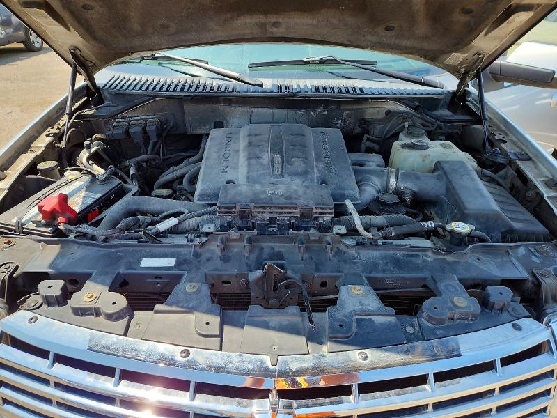 Auction sale of the 2011 Lincoln Navigator, vin: 5LMJJ2J54BEJ08384, lot number: 61582626