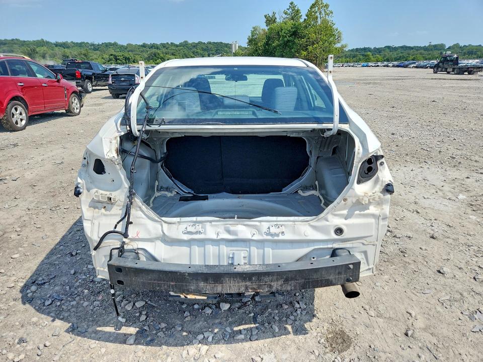 Продажа на аукционе авто 2018 Toyota Corolla, vin: 2T1BURHEXJC005330, номер лота: 62702336