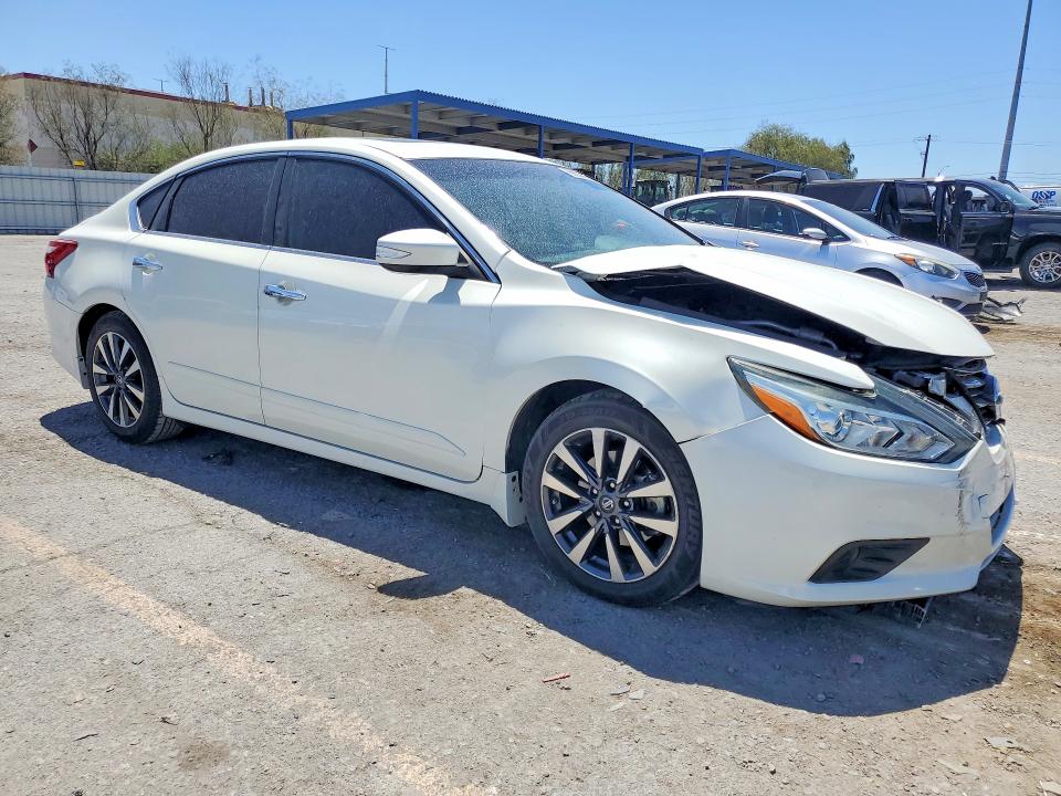 Продажа на аукционе авто 2017 Nissan Altima, vin: 1N4AL3AP3HC248137, номер лота: 60630436