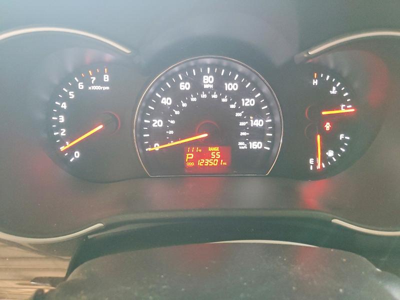 2015 Kia Sorento მანქანა იყიდება აუქციონზე, vin: 5XYKT3A62FG570993, აუქციონის ნომერი: 60625086
