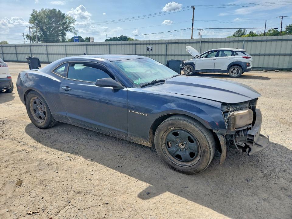 2013 Chevrolet Camaro მანქანა იყიდება აუქციონზე, vin: 2G1FA1E33D9208961, აუქციონის ნომერი: 62815356