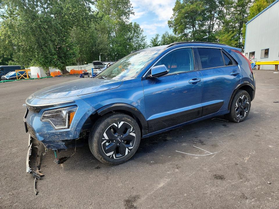 2023 Kia Niro მანქანა იყიდება აუქციონზე, vin: KNDCR3L13P5021365, აუქციონის ნომერი: 61361916