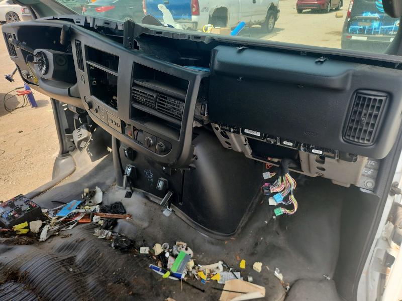 60057376 :رقم المزاد ، 1GCWGAFPXJ1319823 vin ، 2018 Chevrolet Express G2500 مزاد بيع