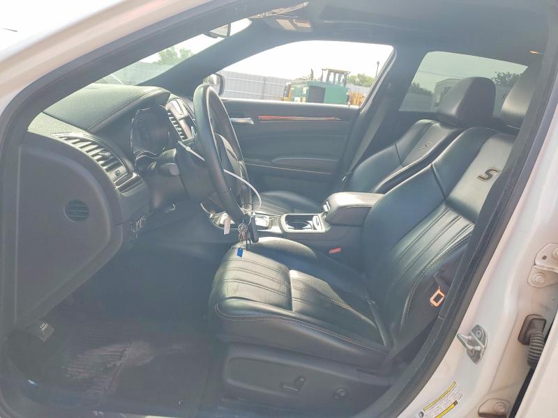 58205726 :رقم المزاد ، 2C3CCABG0HH668994 vin ، 2017 Chrysler 300 مزاد بيع