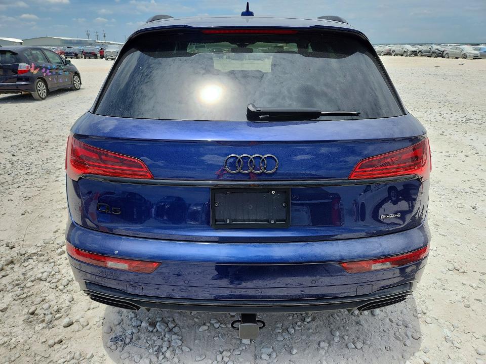 59072156 :رقم المزاد ، WA1EAAFY5N2077944 vin ، 2022 Audi Q5 مزاد بيع