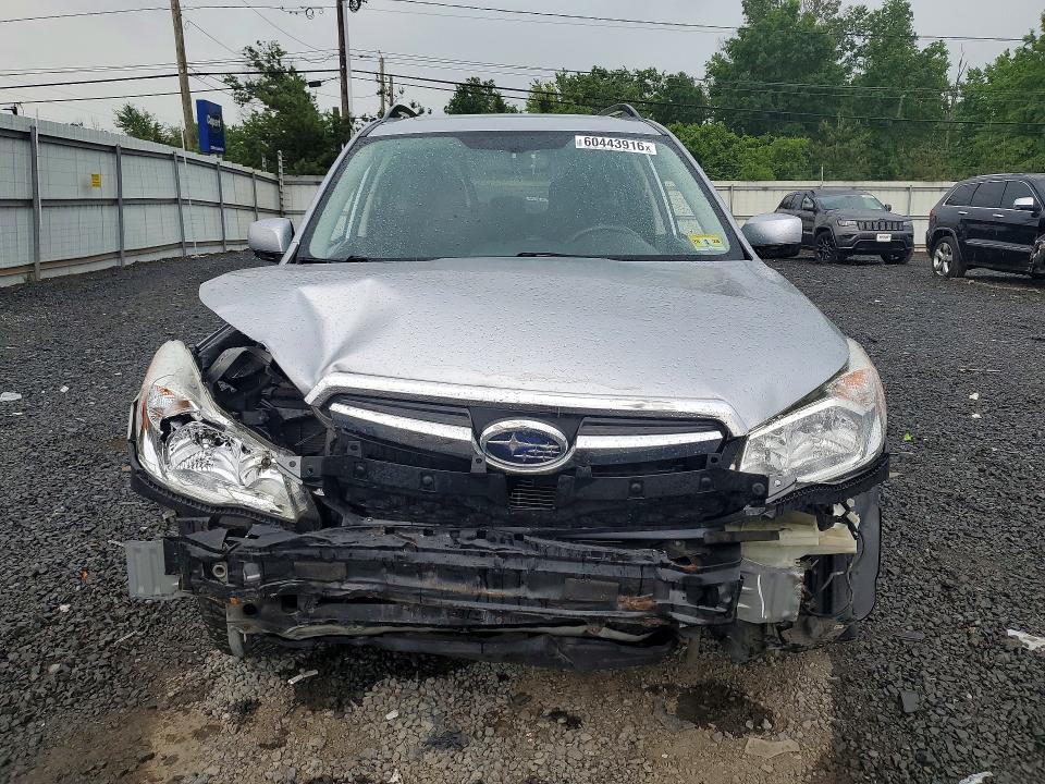 60443916 :رقم المزاد ، JF2SJADC4FH581031 vin ، 2015 Subaru Forester مزاد بيع