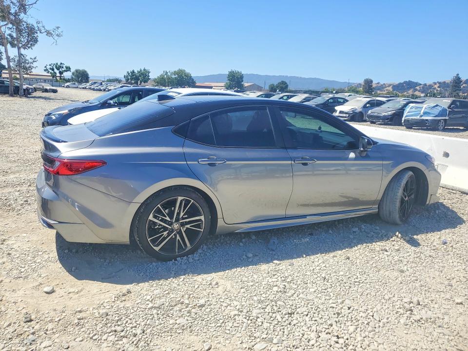 2026 Toyota Camry მანქანა იყიდება აუქციონზე, vin: 4T1DAACKXTU322672, აუქციონის ნომერი: 61130026