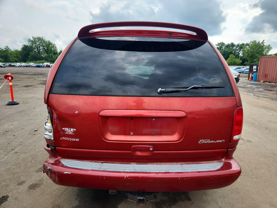 62678056 :رقم المزاد ، 1B4GP44G6YB587729 vin ، 2000 Dodge Grand Caravan مزاد بيع