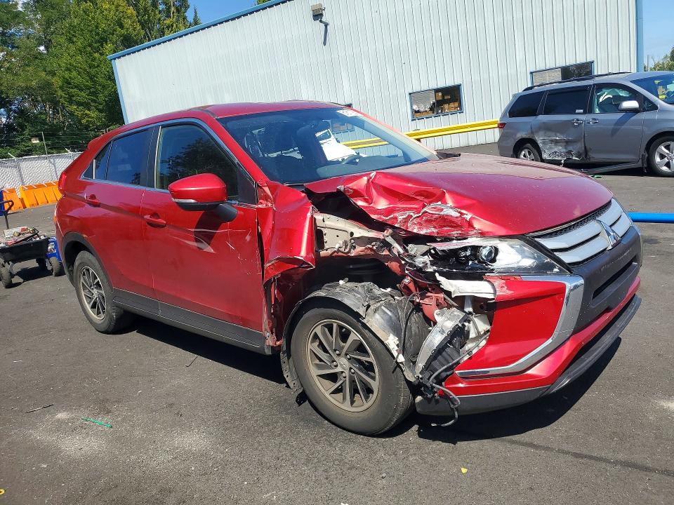 61611366 :رقم المزاد ، JA4AS3AAXLZ008897 vin ، 2020 Mitsubishi Eclipse Cross مزاد بيع