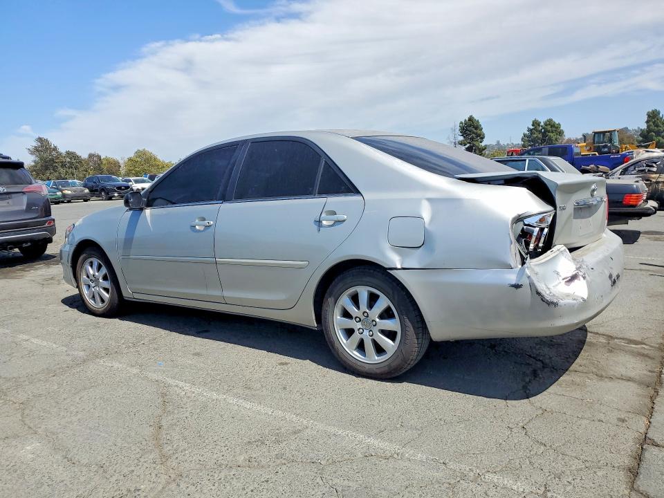 2005 Toyota Camry მანქანა იყიდება აუქციონზე, vin: 4T1BE32K35U037131, აუქციონის ნომერი: 59104066