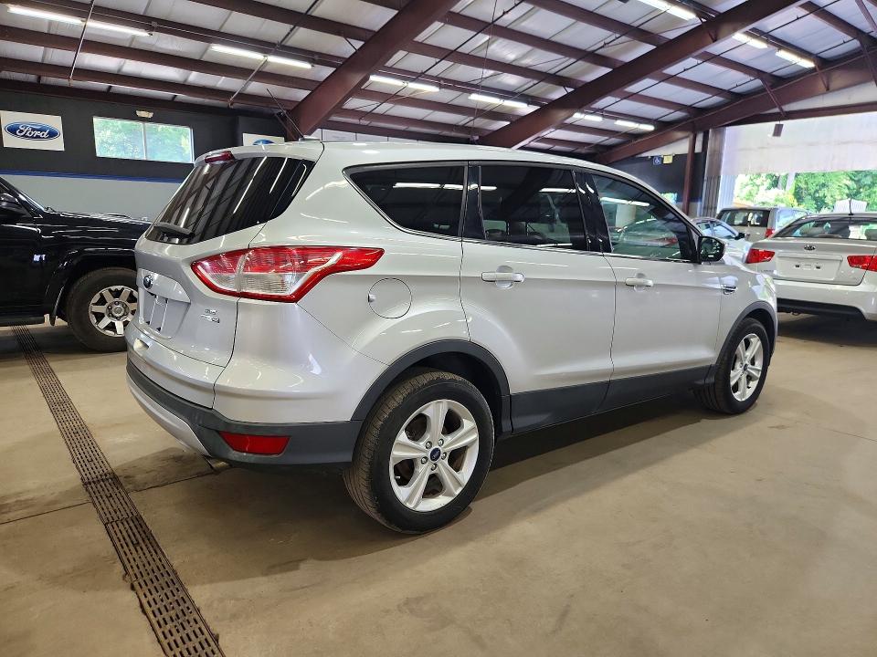 59010566 :رقم المزاد ، 1FMCU9GX2GUB64485 vin ، 2016 Ford Escape مزاد بيع