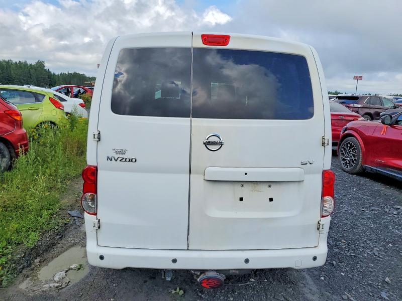 62074256 :رقم المزاد ، 3N6CM0KN6FK701781 vin ، 2015 Nissan Nv200 مزاد بيع