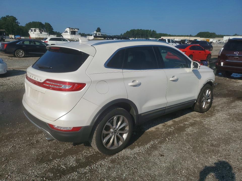 Продажа на аукционе авто 2015 Lincoln Mkc, vin: 5LMCJ1A93FUJ31852, номер лота: 62376656