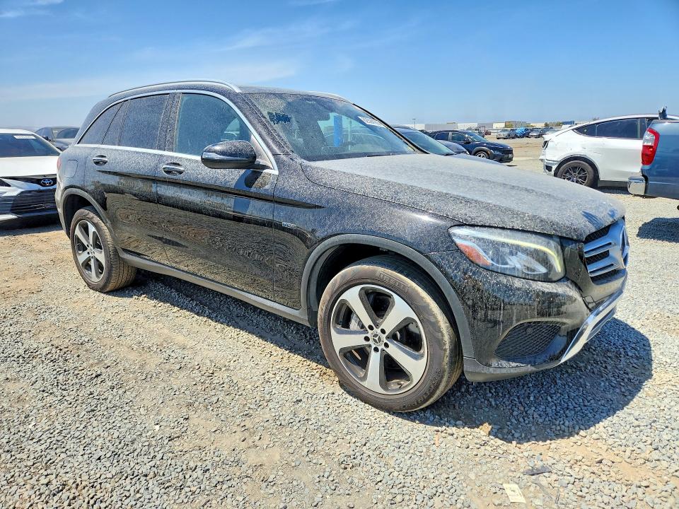 62594186 :رقم المزاد ، WDC0G5EB4KF563338 vin ، 2019 Mercedes-benz Glc مزاد بيع