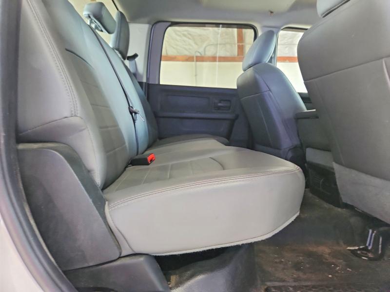 61521276 :رقم المزاد ، 3C6RR7KT6HG675489 vin ، 2017 Ram 1500 مزاد بيع