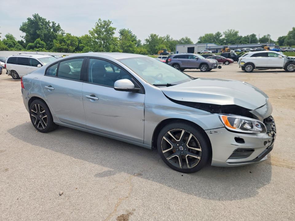 Продаж на аукціоні авто 2018 Volvo S60, vin: YV140MTL0J2459902, номер лоту: 62510146