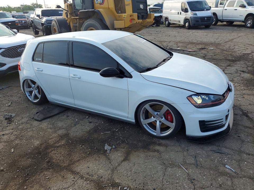 60553966 :رقم المزاد ، 3VW447AU6HM067546 vin ، 2017 Volkswagen Gti مزاد بيع