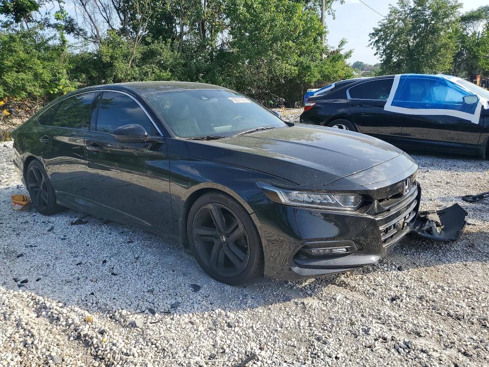 59577796 :رقم المزاد ، 1HGCV1F39KA072738 vin ، 2019 Honda Accord مزاد بيع