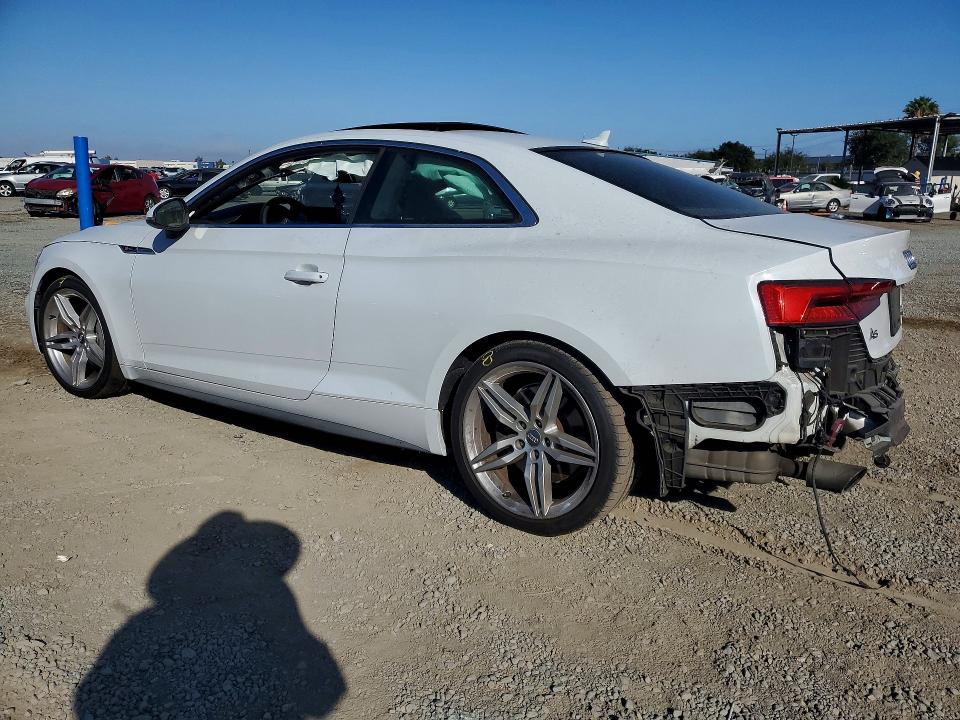Продажа на аукционе авто 2018 Audi A5, vin: WAUTNAF57JA001453, номер лота: 62111516