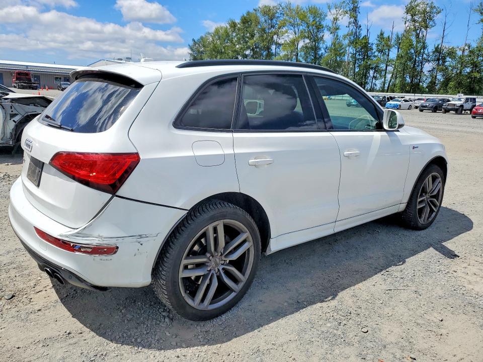 2015 Audi Sq5 მანქანა იყიდება აუქციონზე, vin: WA1VGAFP9FA122140, აუქციონის ნომერი: 60273726