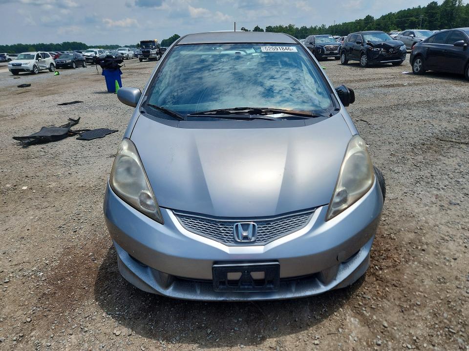 62691846 :رقم المزاد ، JHMGE8H48AC006164 vin ، 2010 Honda Fit مزاد بيع