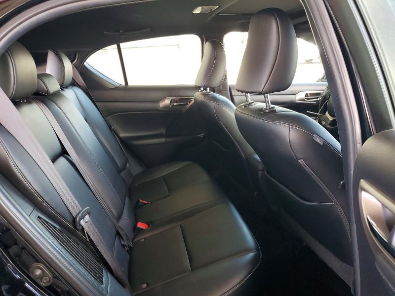 60142116 :رقم المزاد ، JTHKD5BH5F2223529 vin ، 2015 Lexus Ct مزاد بيع
