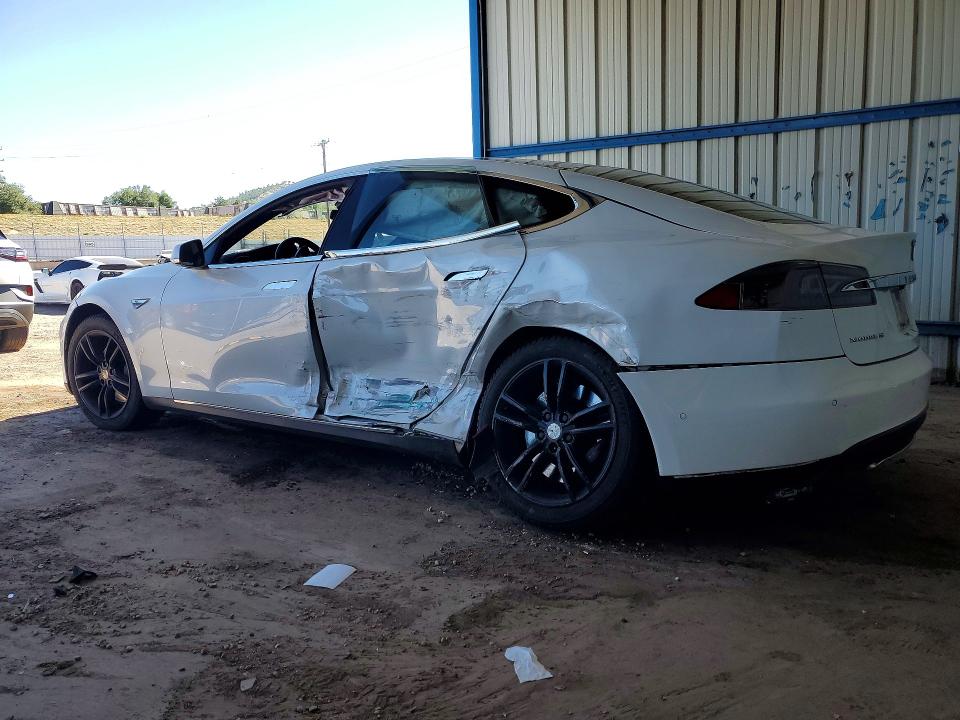 Продажа на аукционе авто 2016 Tesla Model S, vin: 5YJSA1E2XGF124696, номер лота: 60706306