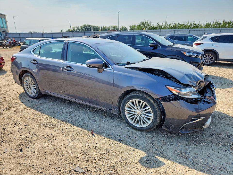 62812876 :رقم المزاد ، 58ABK1GG9JU109499 vin ، 2018 Lexus Es مزاد بيع