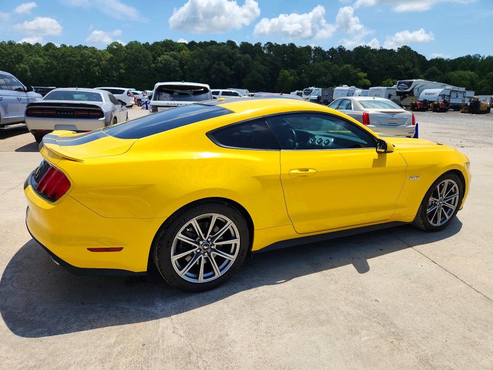 59833546 :رقم المزاد ، 1FA6P8CFXF5321016 vin ، 2015 Ford Mustang مزاد بيع