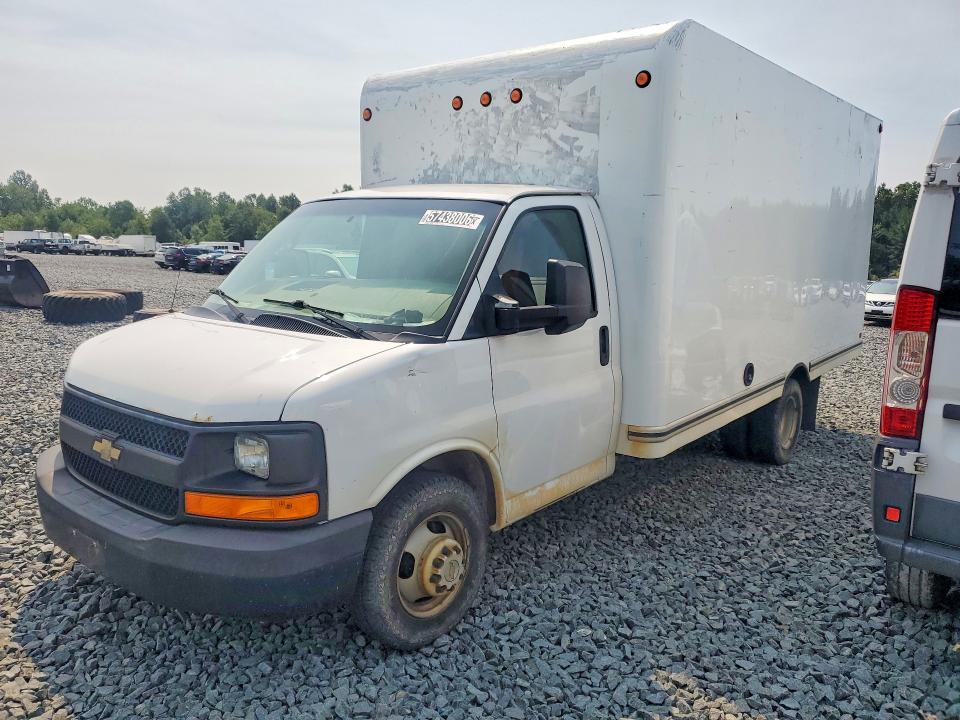 58753896 :رقم المزاد ، 1GB3GSCG0J1342139 vin ، 2018 Chevrolet Express مزاد بيع