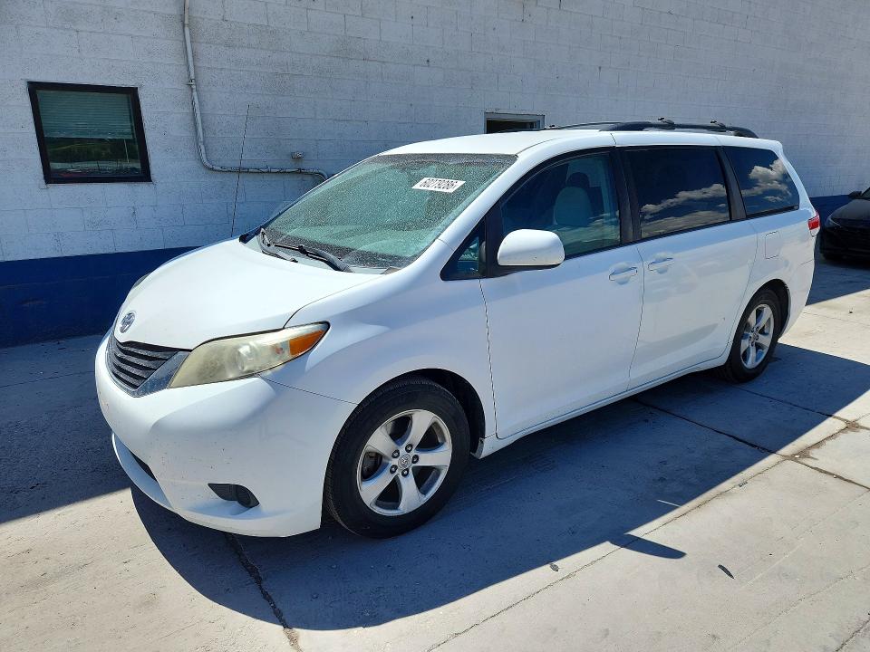 Aukcja sprzedaży 2011 Toyota Sienna, vin: 5TDKK3DC1BS065058, numer aukcji: 60279286