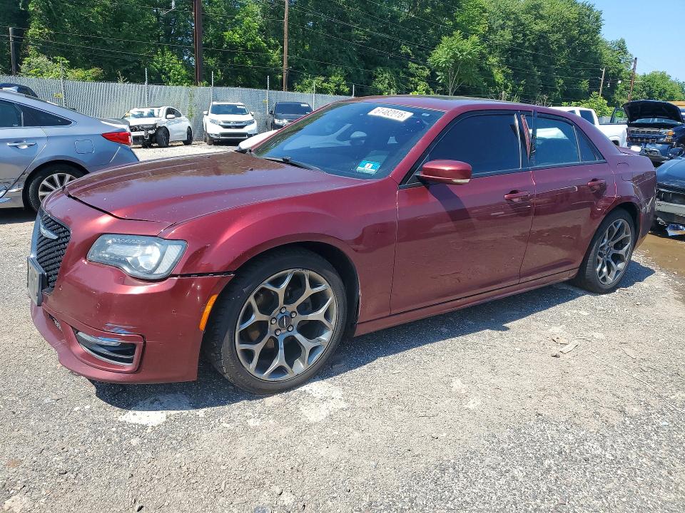 61482016 :رقم المزاد ، 2C3CCABG7JH296091 vin ، 2018 Chrysler 300 مزاد بيع