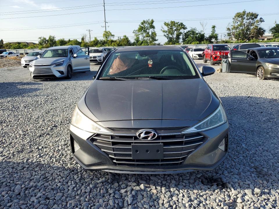 60692306 :رقم المزاد ، 5NPD84LF2LH508494 vin ، 2020 Hyundai Elantra مزاد بيع