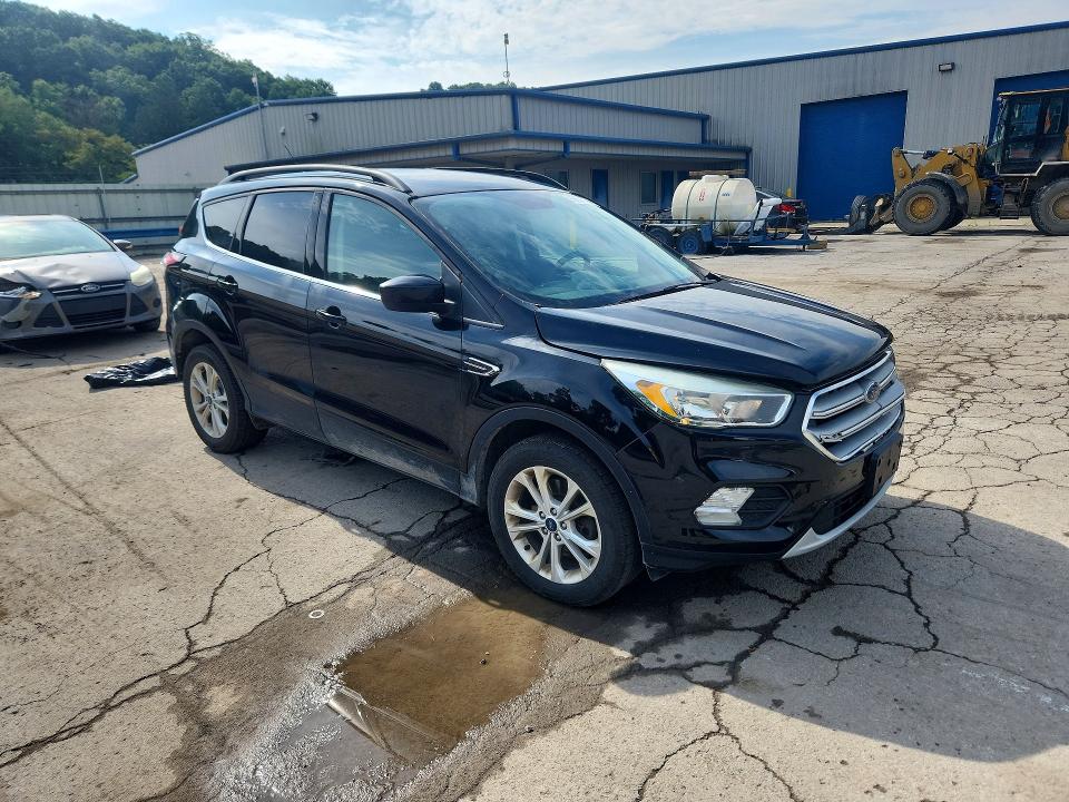 Продаж на аукціоні авто 2018 Ford Escape, vin: 1FMCU9GD5JUA10754, номер лоту: 60607766