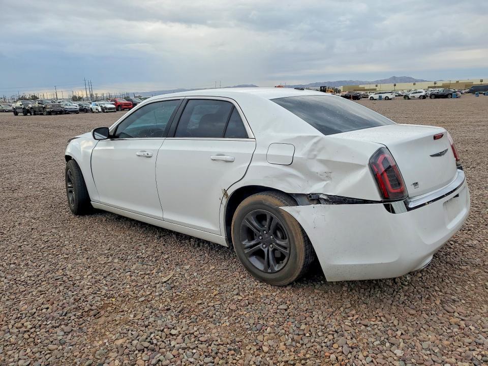 2013 Chrysler 300 მანქანა იყიდება აუქციონზე, vin: 2C3CCAAGXDH520623, აუქციონის ნომერი: 60699586