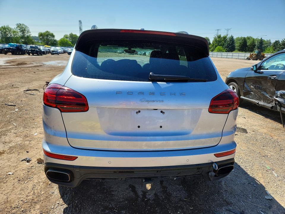 Продаж на аукціоні авто 2016 Porsche Cayenne, vin: WP1AA2A27GLA10898, номер лоту: 59810816