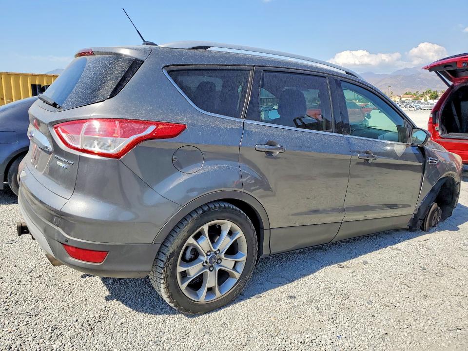 61058186 :رقم المزاد ، 1FMCU9J94EUC58634 vin ، 2014 Ford Escape مزاد بيع