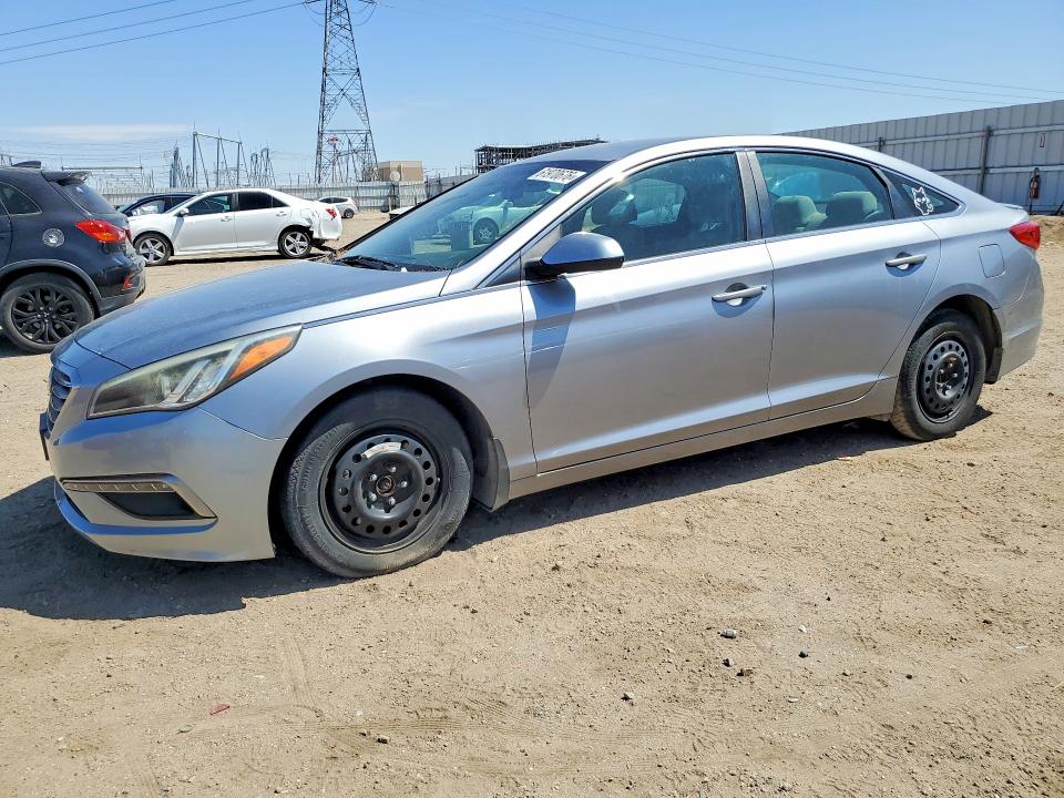 2015 Hyundai Sonata მანქანა იყიდება აუქციონზე, vin: 5NPE24AF9FH039806, აუქციონის ნომერი: 61970676