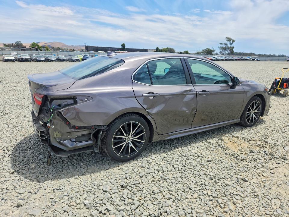 Продаж на аукціоні авто 2022 Toyota Camry Hybrid, vin: 4T1S31AKXNU589821, номер лоту: 60594606