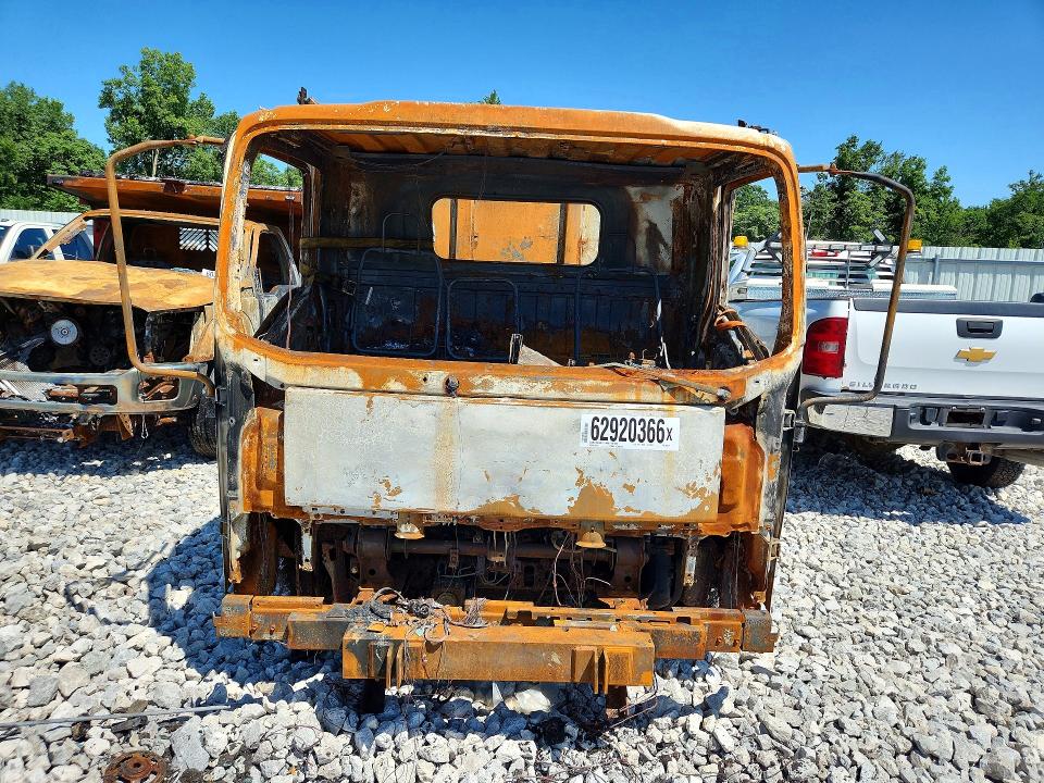 2017 Chevrolet 4500 მანქანა იყიდება აუქციონზე, vin: 54DCDW1B9HS800778, აუქციონის ნომერი: 62920366