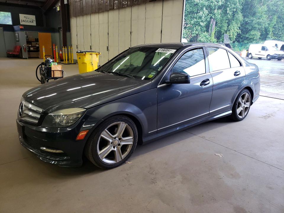61668946 :رقم المزاد ، WDDGF8BB9BF652597 vin ، 2011 Mercedes-benz C مزاد بيع